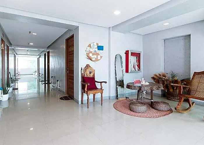 Hotel Budget Backpackers Transient House Near Naia By Reddoorz