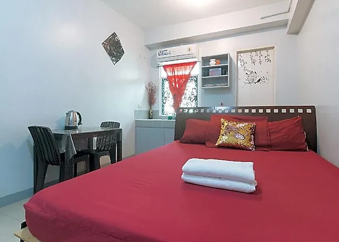 Hotel Budget Backpackers Transient House Near Naia By Reddoorz 3*