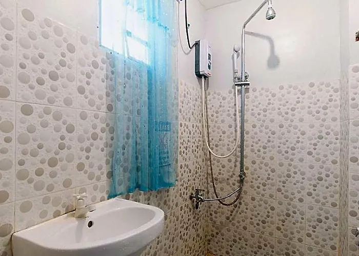Budget Backpackers Transient House Near Naia By Reddoorz 3*