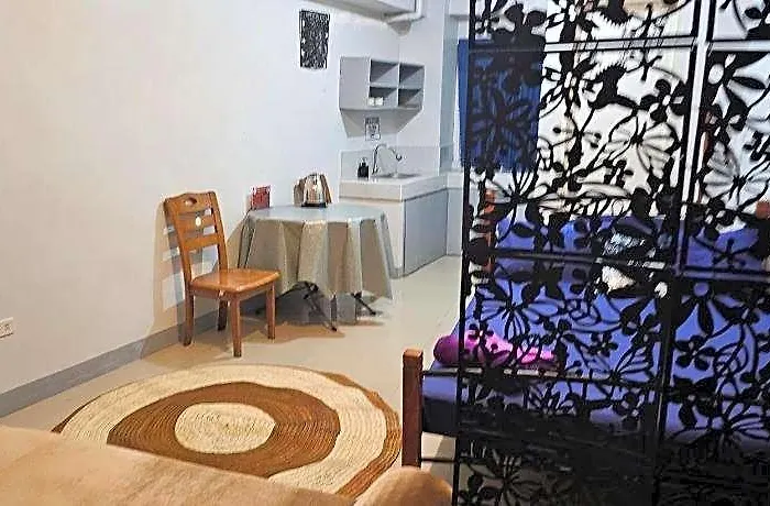 Budget Backpackers Transient House Near Naia By Reddoorz Hotel